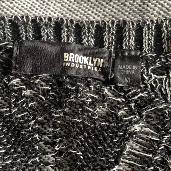 Brooklyn industries lace sweater - Picture 2 of 4